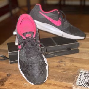 Women’s black and pink Nike size 6.5